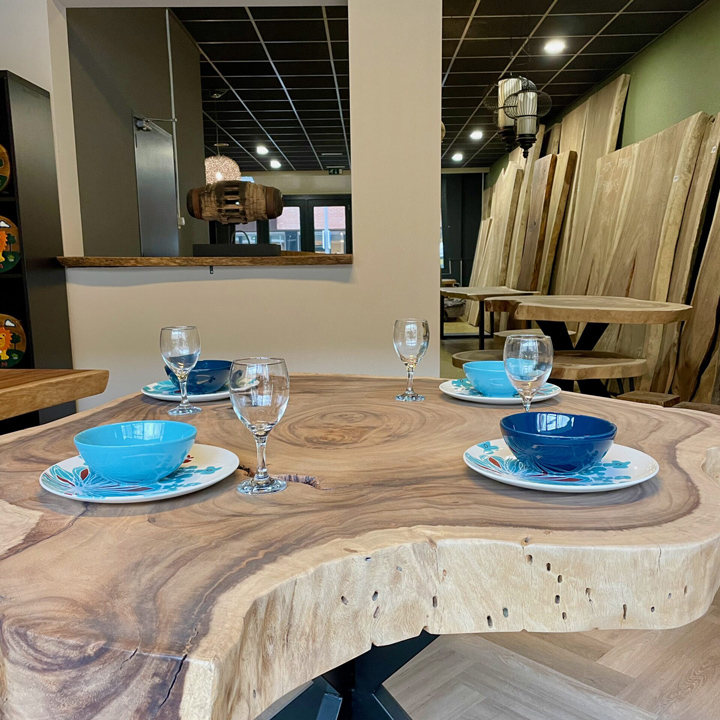 Woodz interiors, Acaciahouten tafel, Acaciahout, tafel, boom tafel